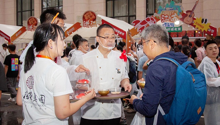 以食為媒，淮揚(yáng)菜品鑒堂受邀參展“北京國(guó)際美食薈”